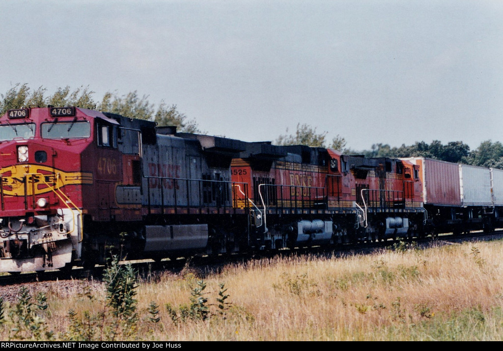 BNSF 4706 East